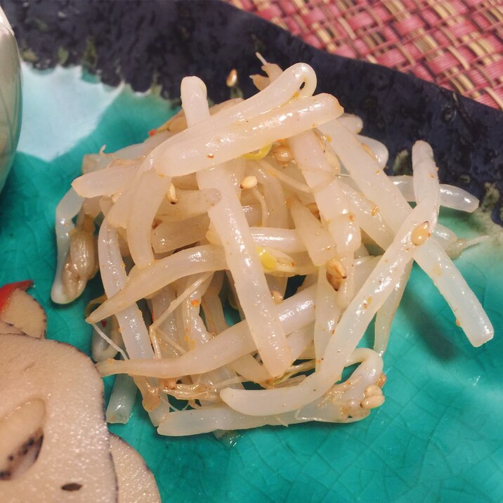 節約食材でさっと簡単副菜!ピリ辛もやしナムル
